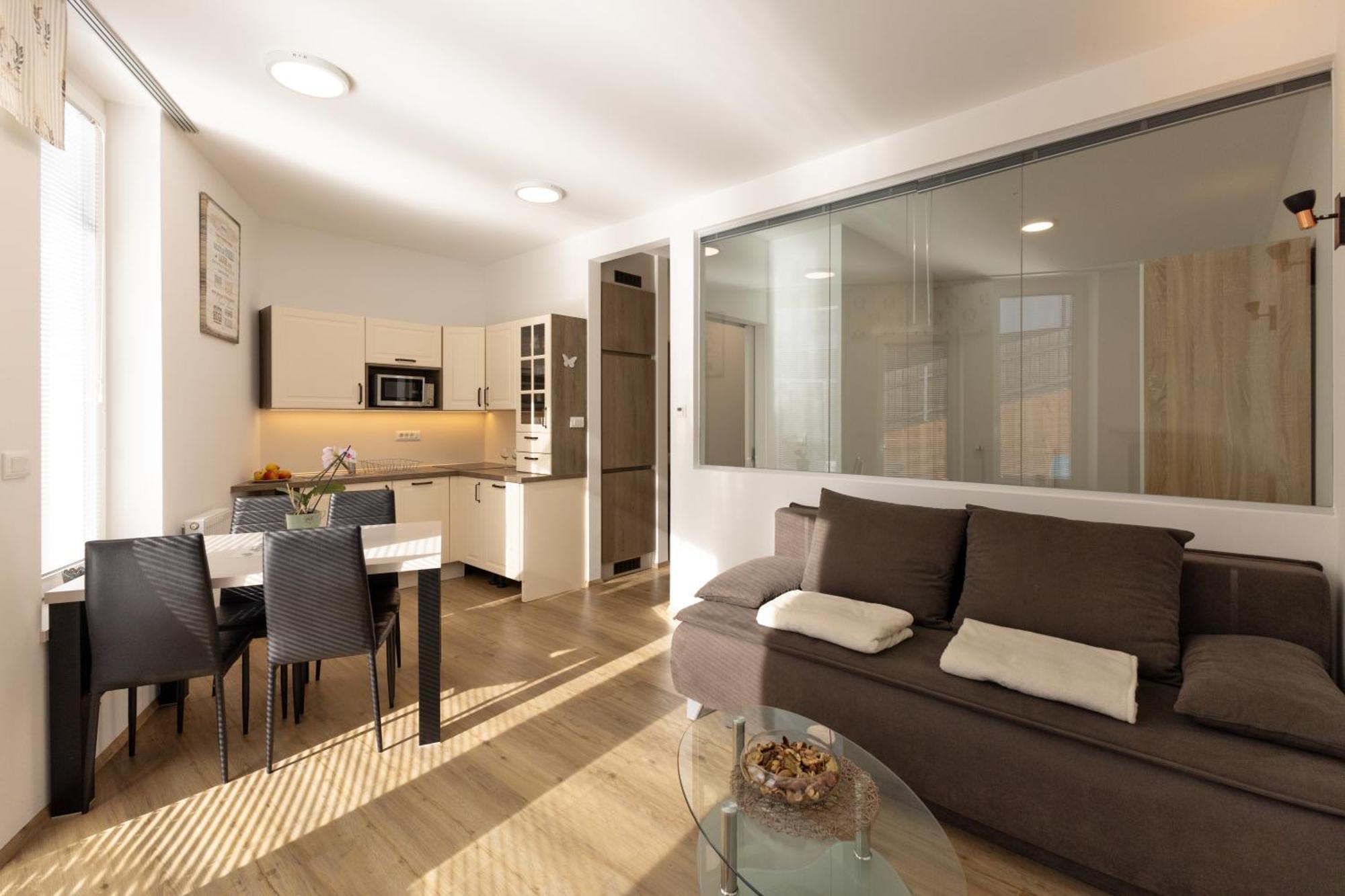 Apartmaji "La Vie Est Belle" Кранска гора Екстериор снимка